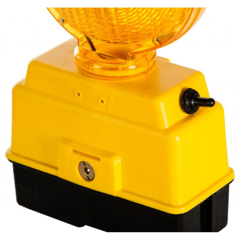 Lampa drogowa dzienna StarFlash 2000 - żółta + 2 baterie Lampa drogowa dzienna StarFlash 2000 - żółta + 2 baterie